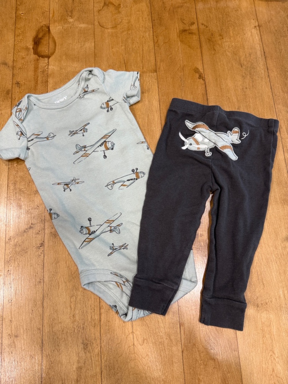 3/$16!!Carter's Airplane Print One-Piece & Pants Set - Light green & Black